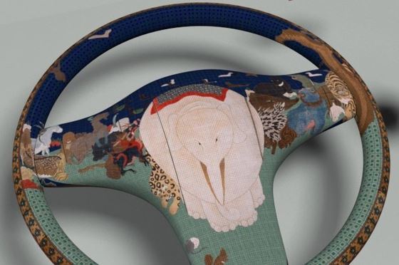 伊藤若冲「鳥獣花木図屏風」モチーフの漆塗りステアリング完成イメージ画像（提供：浄法寺漆産業）
