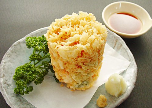 「海鮮かき揚げ」900円（「魚河岸 丸天」ウェブサイトより）