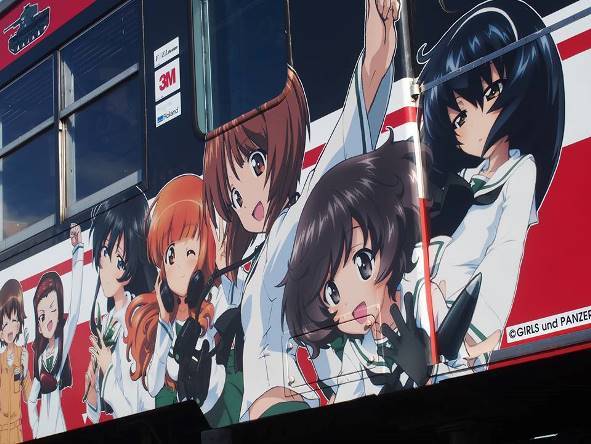 鹿島臨海鉄道大洗鹿島線『ガールズ＆パンツァー』ラッピング車両（鹿島臨海鉄道公式フェイスブックより）