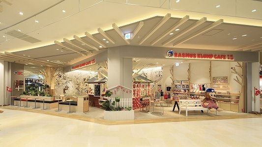 ラスムス クルンプ カフェ