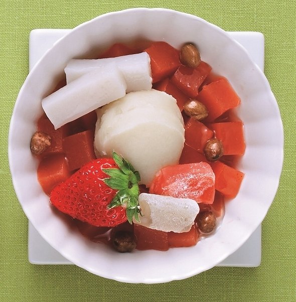 船橋屋「きらぴ香のミルクあんみつ」