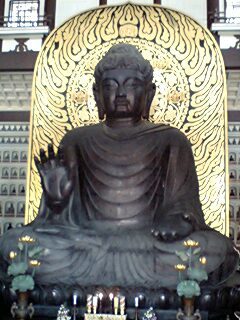 越前大仏(ks8823さん撮影、Wikimedia Commonsより)