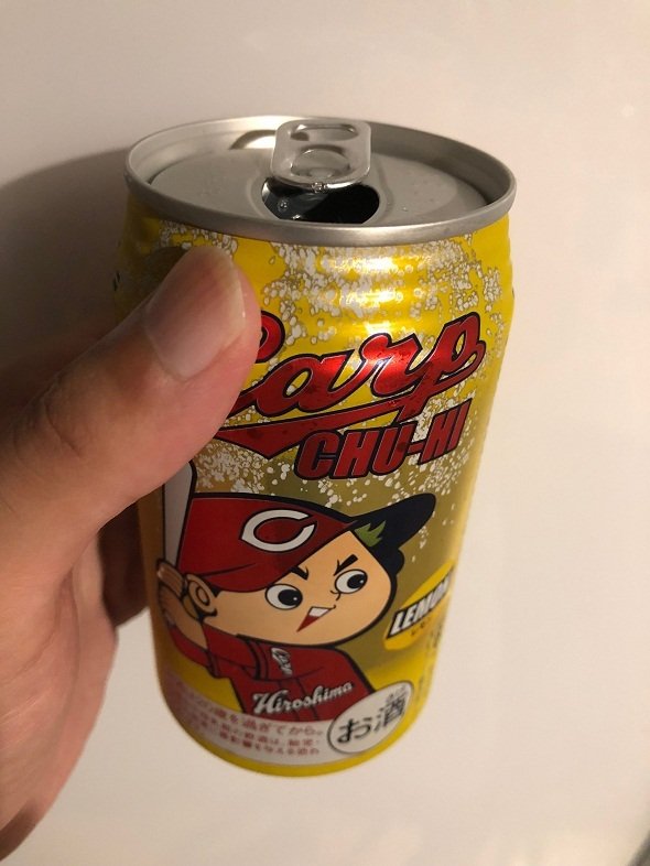 開けるとほのかにマツダスタジアムの歓声が聞こえたり聞こえなかったり(2018年6月、記者撮影)