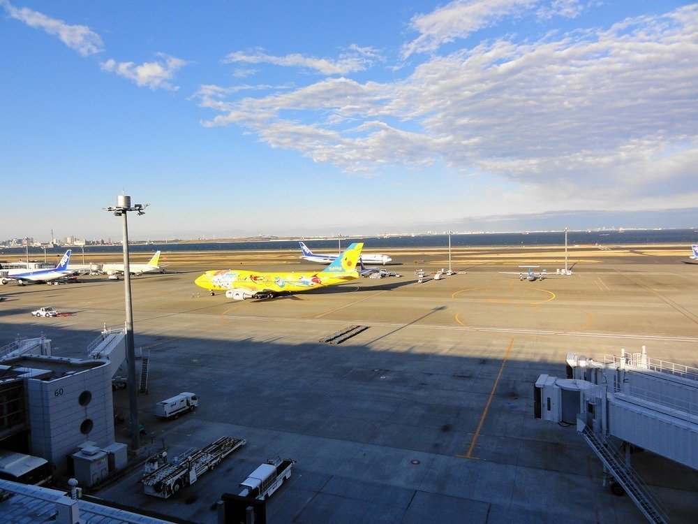 羽田空港（wikimedia commonsより。funk bassさん撮影）