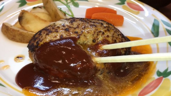 とくら「オリジナルハンバーグ」