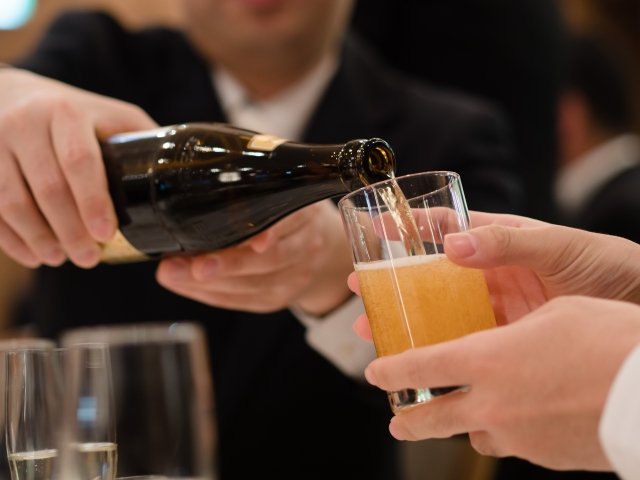 一番の悩みは「飲み会」です（画像はイメージ）