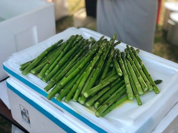 香川産アスパラの「ふるまい」イベントも行われた