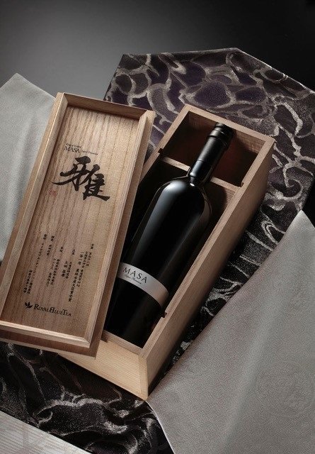 1本30万円！高級すぎる緑茶が爆誕 なぜそんなに高いの？販売元に聞くと