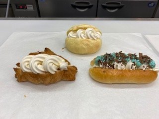 ソフトクリームがたっぷり！（写真はRoom Bakery提供）