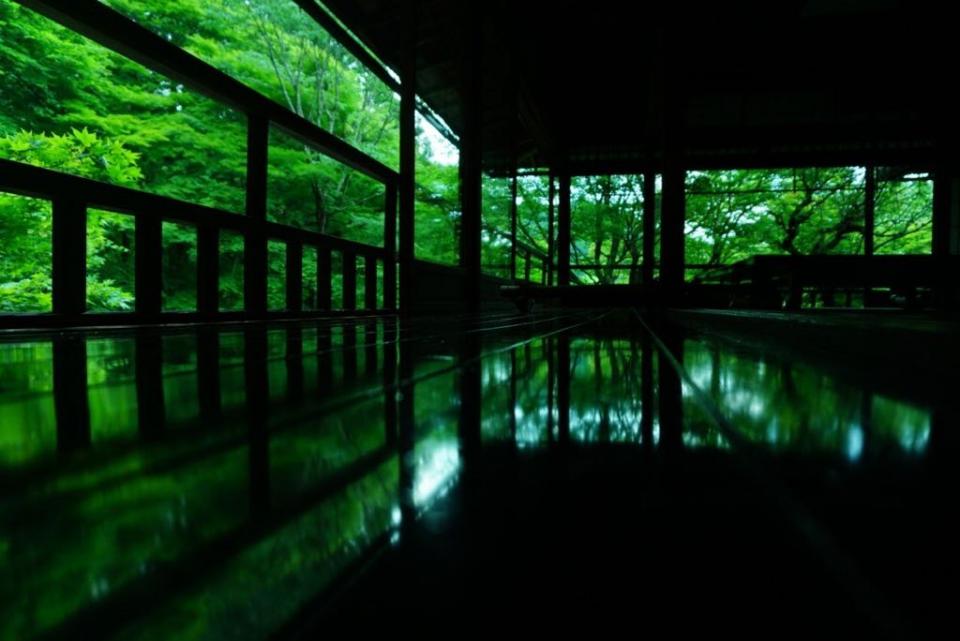 ピカピカの廊下