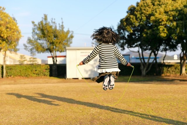 なぜ、今、なわとびが人気なのか？（画像はイメージ）