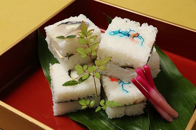 謎の青い物体が...（画像は農林水産省サイトより）