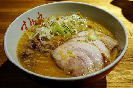 「薬味のネギ」といえば、青ネギ?白ネギ?【都道府県別投票】
