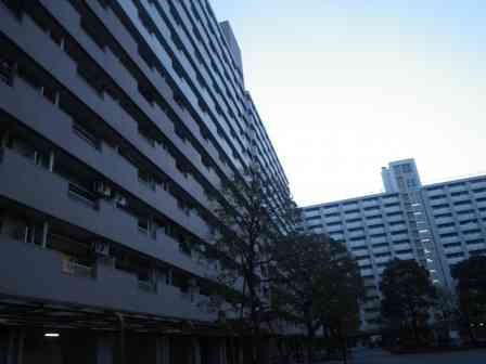 「母子家庭だというだけで、近隣住民から悪口や嫌がらせ。試しに玄関前に監視カメラを付けると...」(静岡県・50代女性)