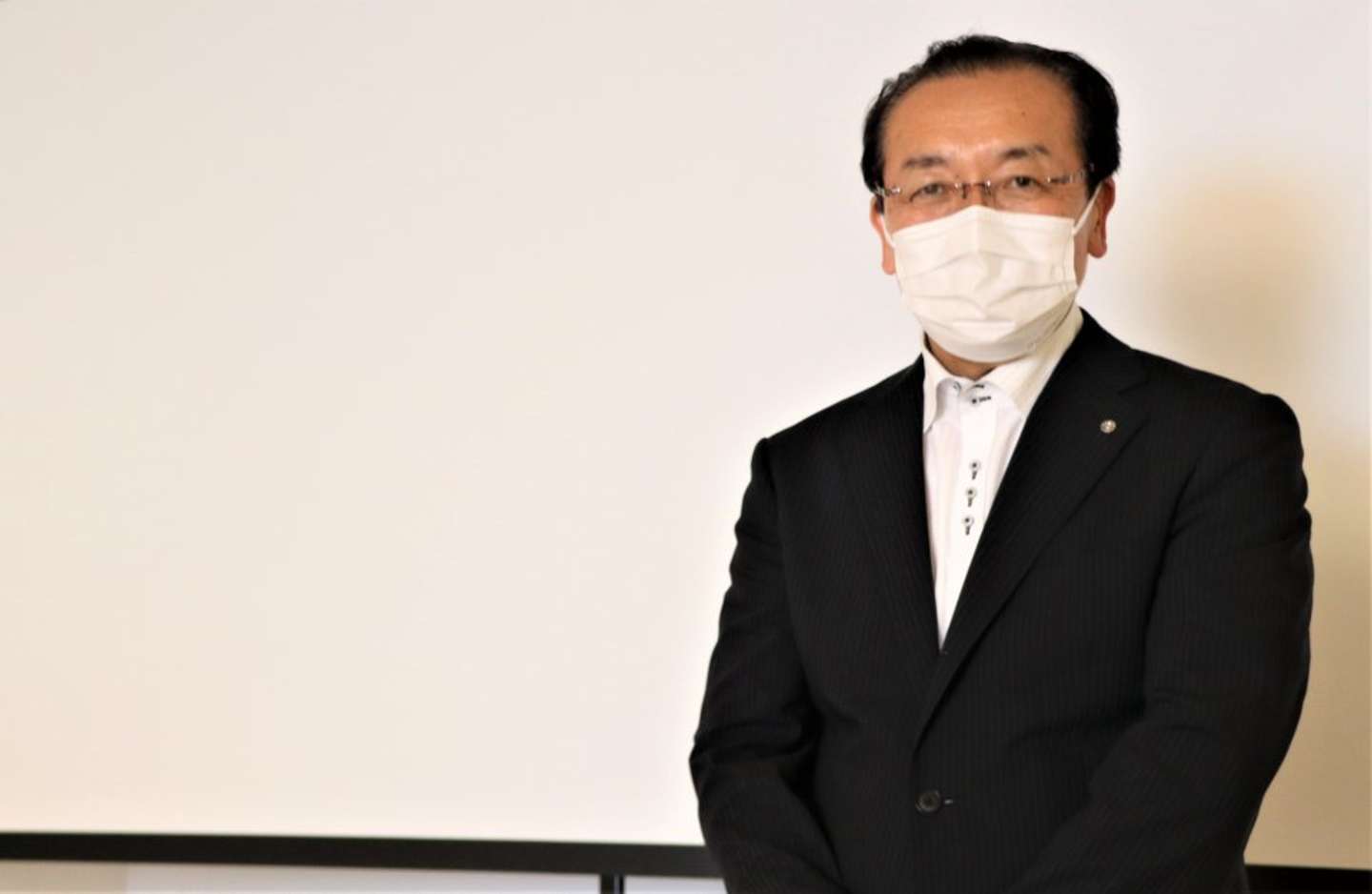 佐久穂町佐々木町長が登壇