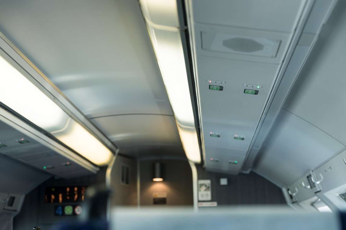 )回ってきたアテンダントに横柄な態度を......(画像はイメージ)