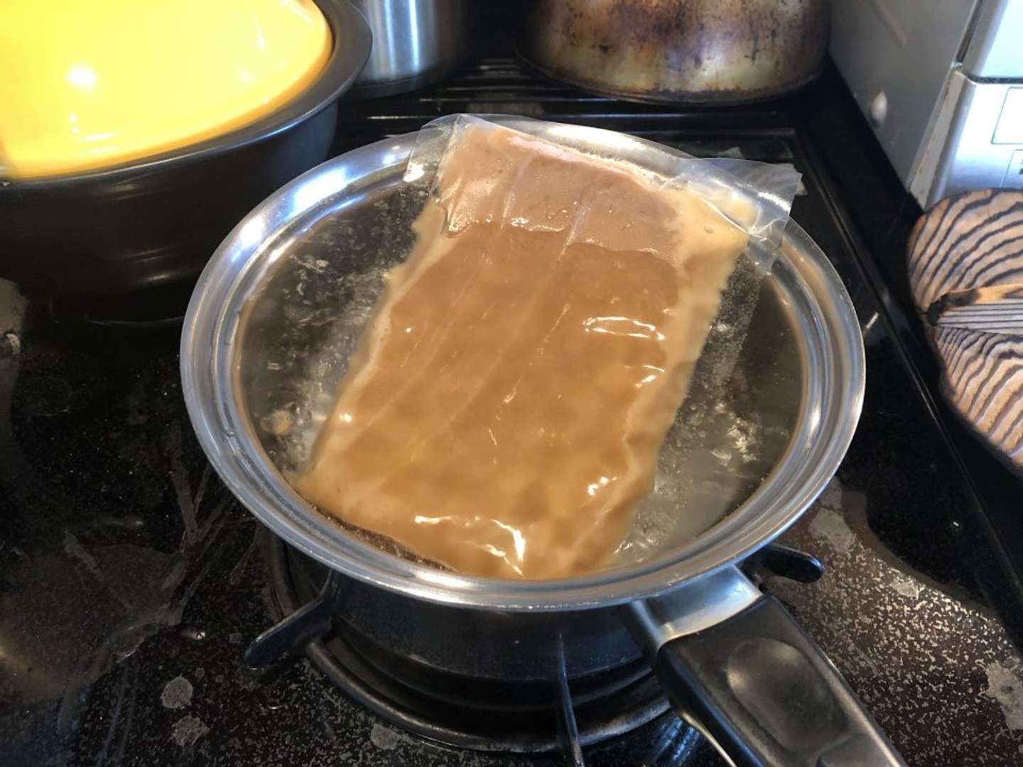 スープは湯煎する