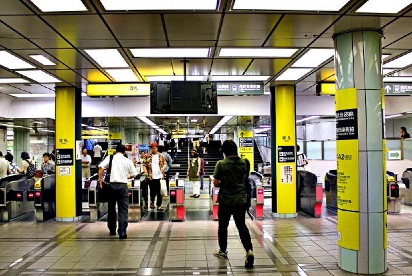 初めて訪れた駅で...（画像はイメージ）