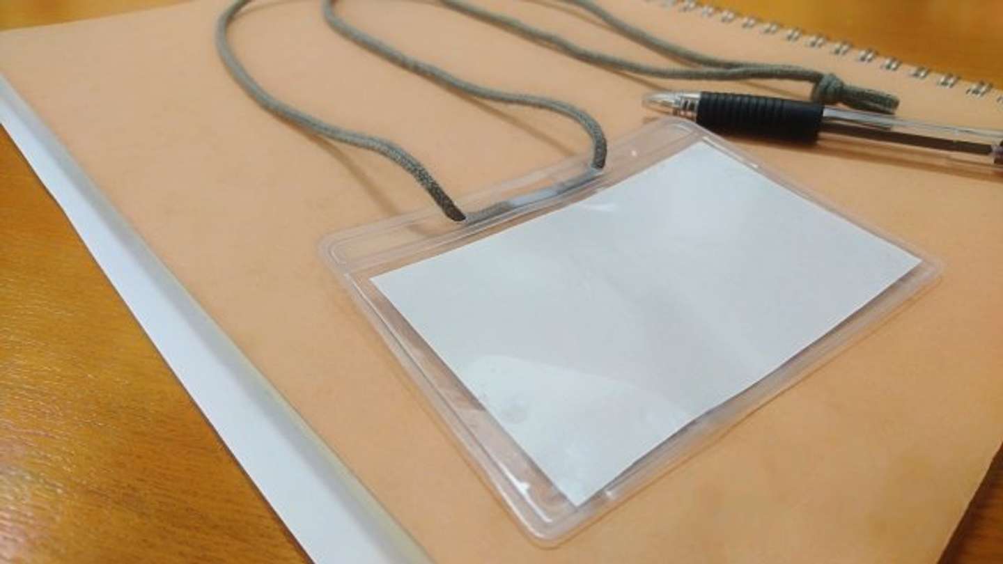 運転免許証と社員証をホテルの金庫に忘れてしまった(画像はイメージ)