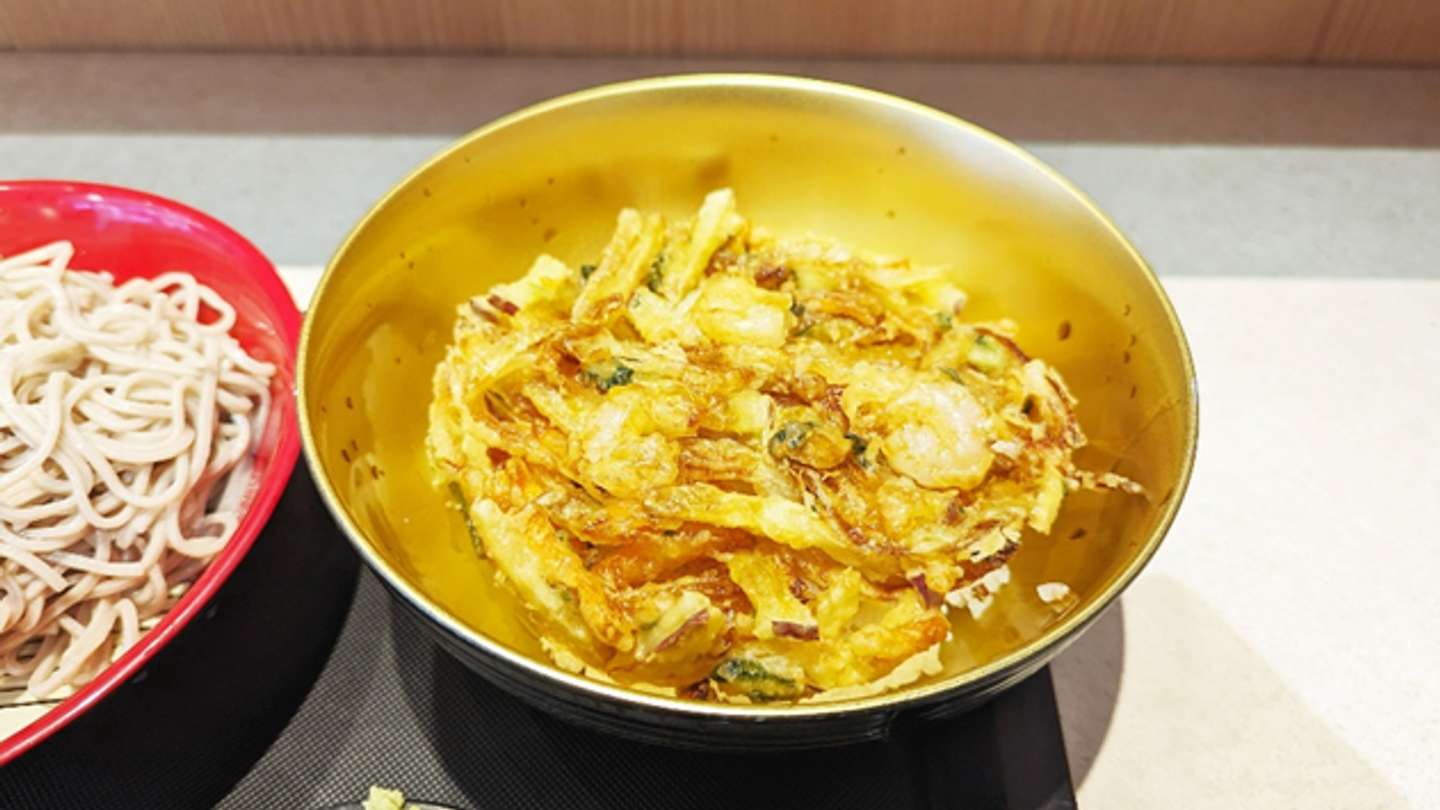 金ぴかだ（写真は記者撮影、以下同）