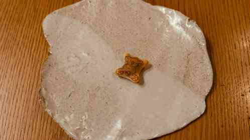 「子供にしか出せない味わい」「大人が狙っても絶対作れない」　4歳児とおじいちゃんの共同制作があったかくて芸術的