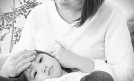 「夫と義母に文句を言われたくなくて...。高熱の娘を連れて新幹線に乗った私に起きたこと」（滋賀県・50代女性）