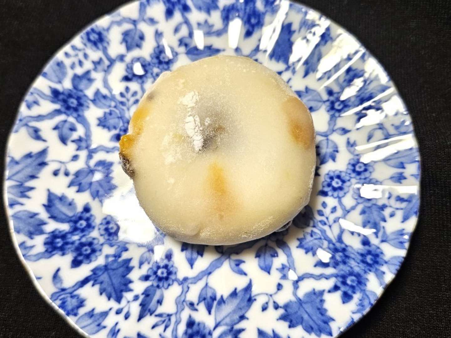 透けて見えるのは？（画像は編集部撮影）