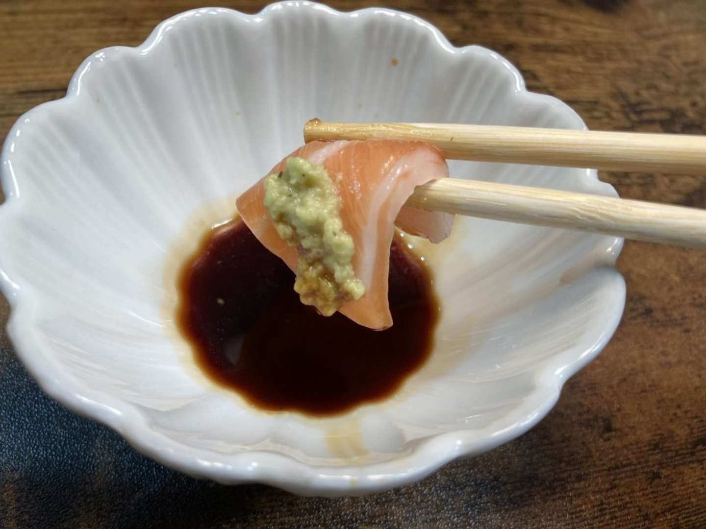 <連載>スーパー玉出「激安メシ」の世界【自称「海鮮丼」】
