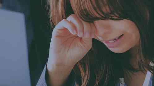 「入社してすぐ〝無茶な仕事〟を任された私。依頼に行った町工場で泣いてしまうと、担当のおじさんが...」(東京都・40代女性)