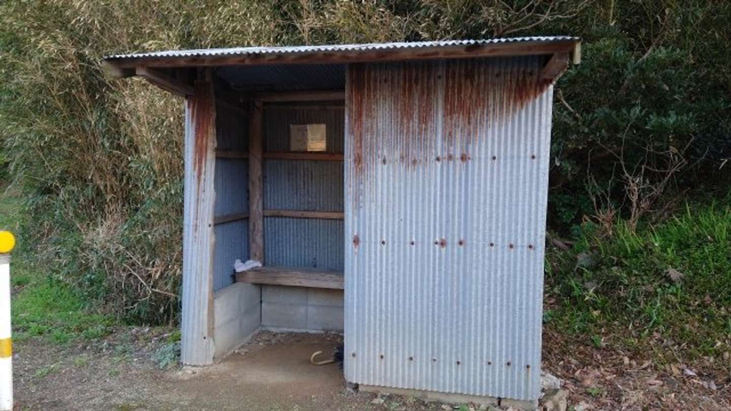 家出してバス停へ（画像はイメージ）