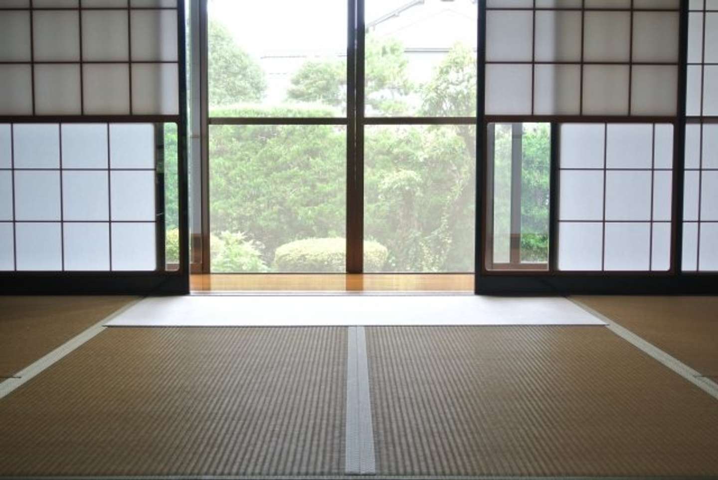 おばあちゃんちで、最高の夏（画像はphotoACより）