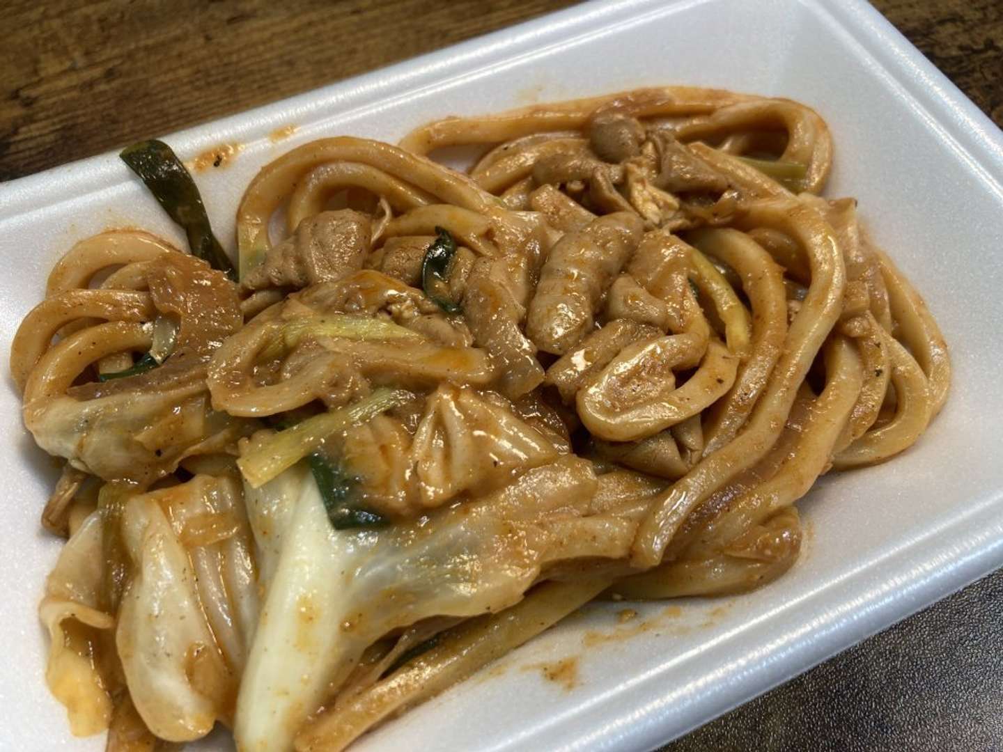 ＜連載＞スーパー玉出「激安メシ」の世界【西成ホルモン焼うどん】