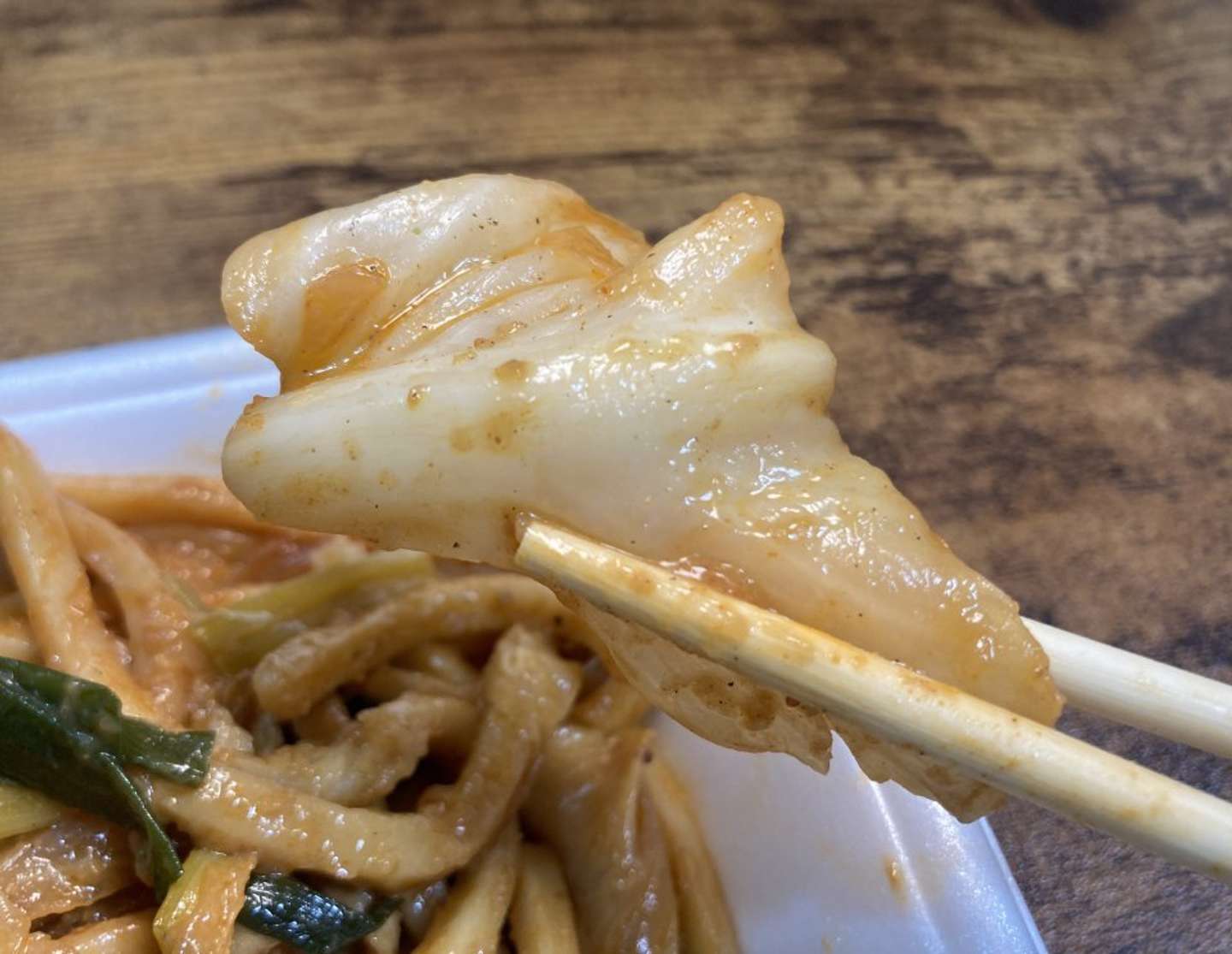 ＜連載＞スーパー玉出「激安メシ」の世界【西成ホルモン焼うどん】