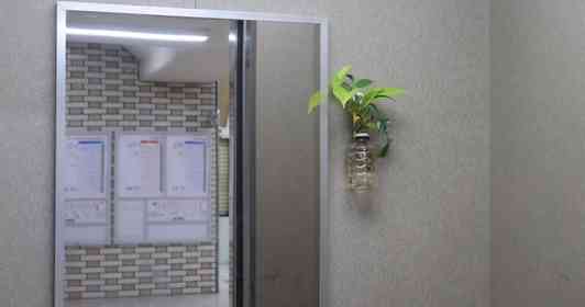 「茶人やったら一服立てとったわ」 めっちゃ〝侘び〟なエレベーターに3万人が感動「句が書けそう」「センスあるよなぁ」