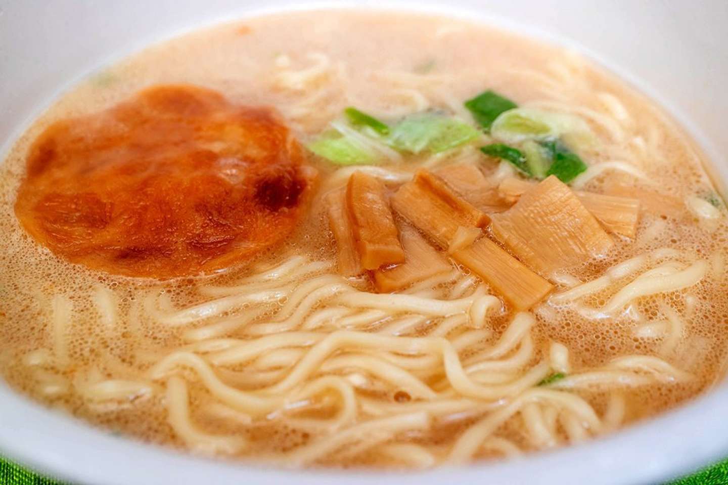 「推しの一杯 魁龍 どトンコツ」完成