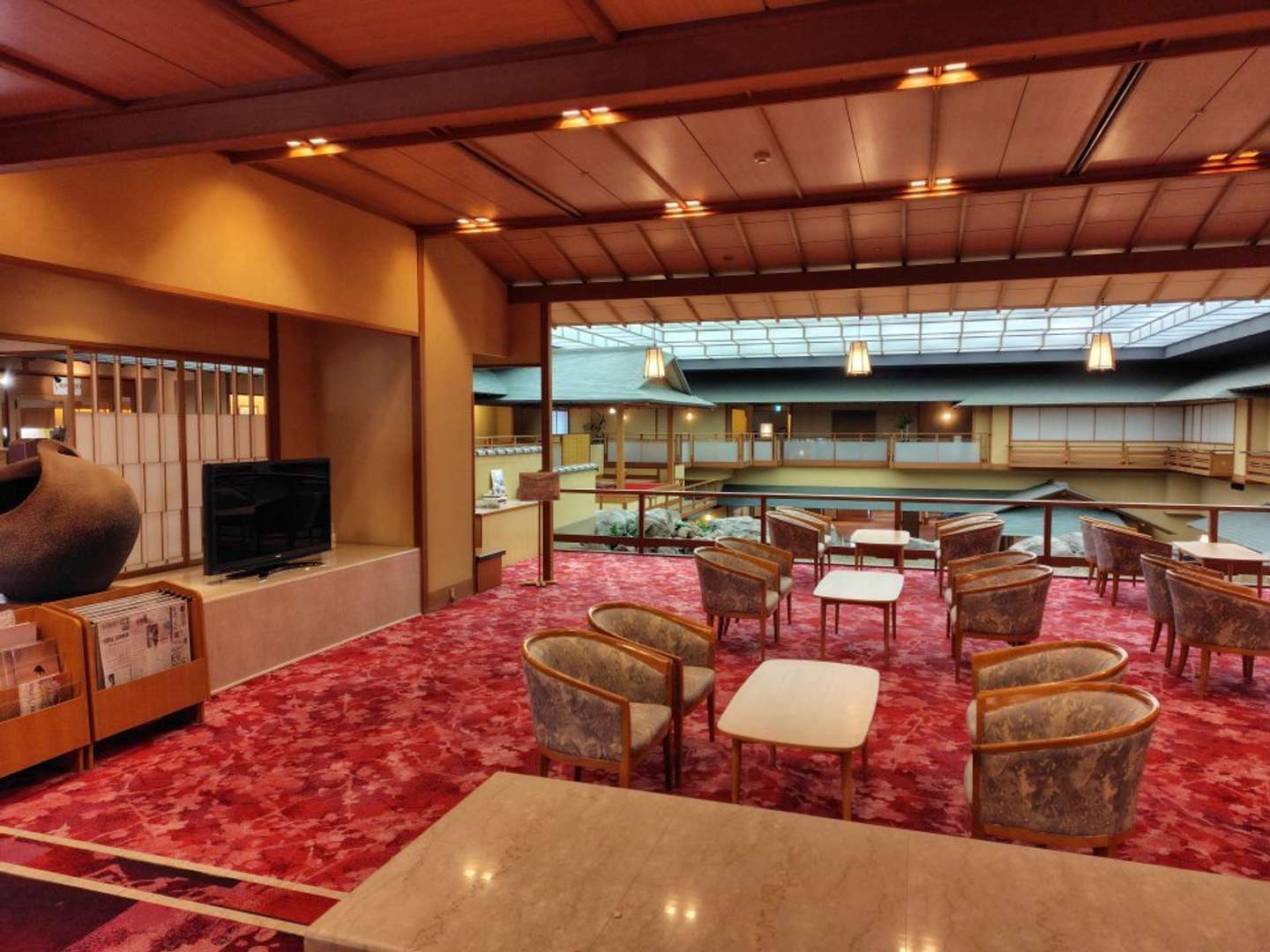 フロントロビーの一角に常設（画像提供：賢島宝生苑）