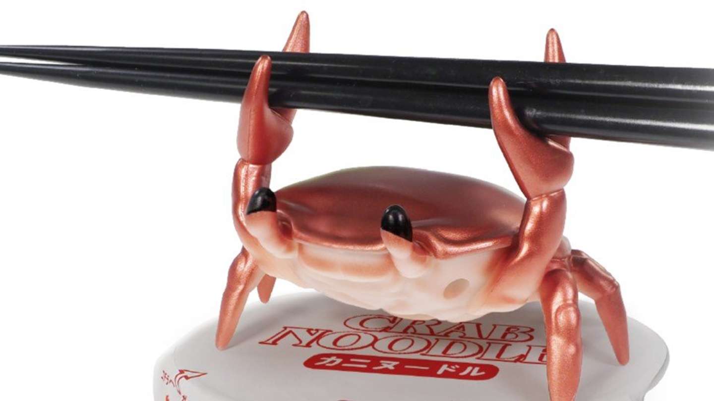 マルチタスクが上手すぎる「カニ」爆誕していた フタの上で一匹三役