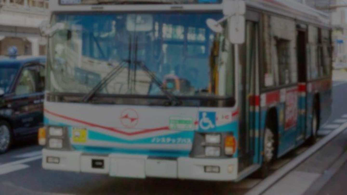 通勤バスで...（画像はphotoACより）