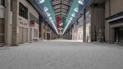 地面を覆う雪（画像は小樽観光協会公式Xアカウントより）