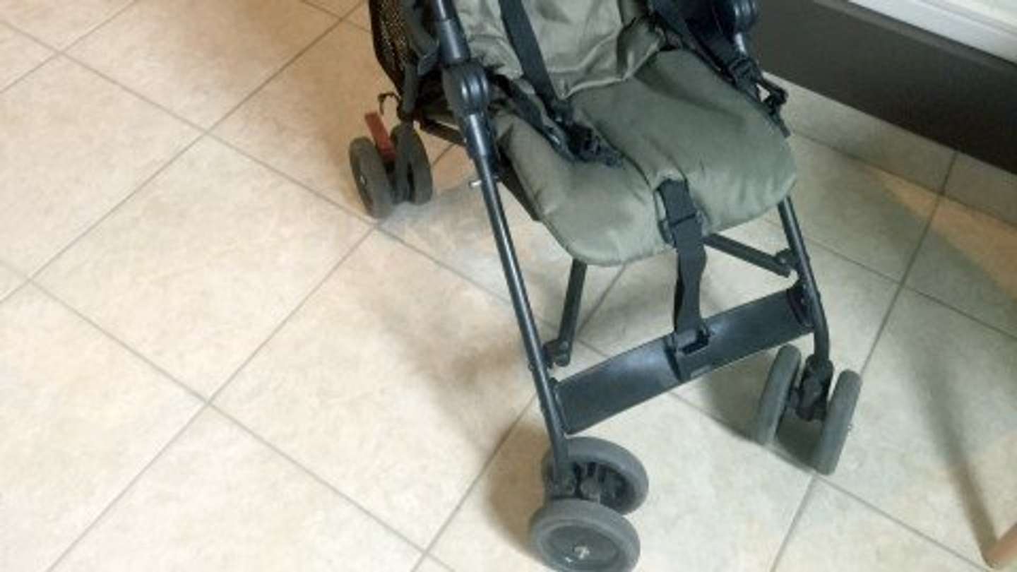 見知らぬおじさんの手助け（画像はphotoAC）