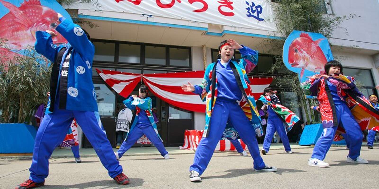 5月に行われる「島びらき」の様子（画像は粟島浦村公式サイトより）