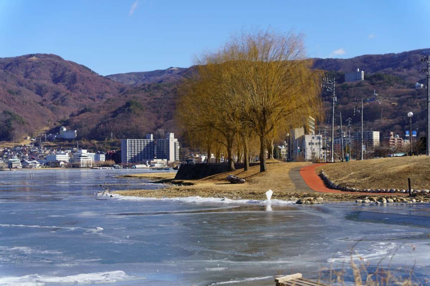 遠くから見ると（画像はkannagi＿ts＠kannagi＿tsさんの投稿より）