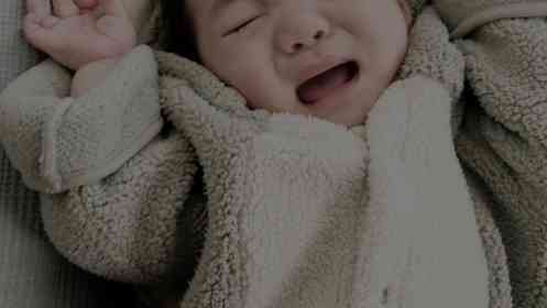 「宿で1歳長女が夜中にギャン泣き。翌朝、見知らぬ老夫婦に『昨夜はかなり夜泣きされてたね』と指摘され」（滋賀県・50代男性）