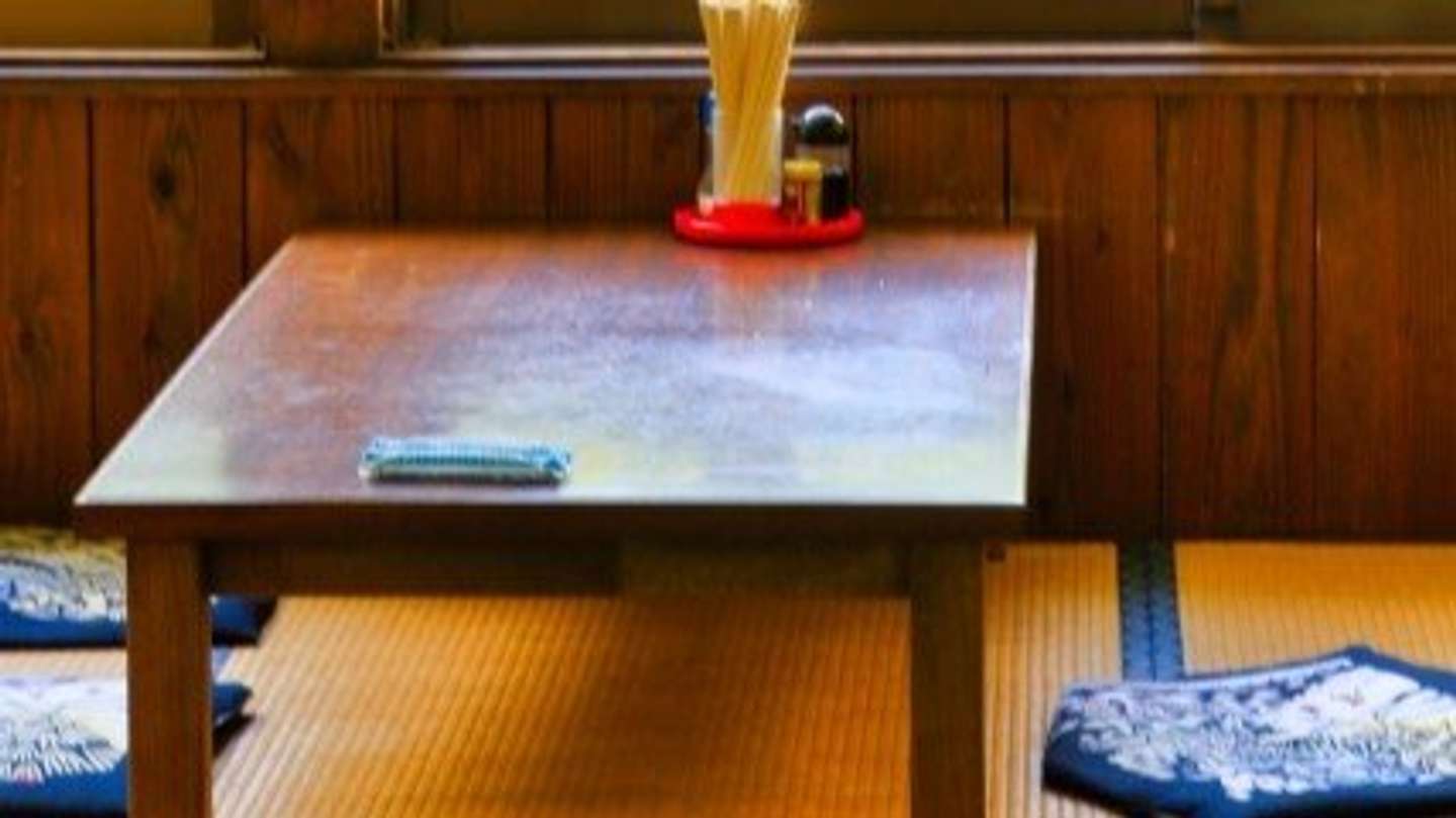 旅先で出会った人の言葉に...（画像はphotoAC）