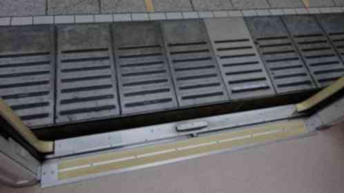 「帰宅ラッシュの地下鉄で私と幼い息子に向けられる、冷たい視線。『もう少し』と耐えていたけど...」（栃木県・50代女性）