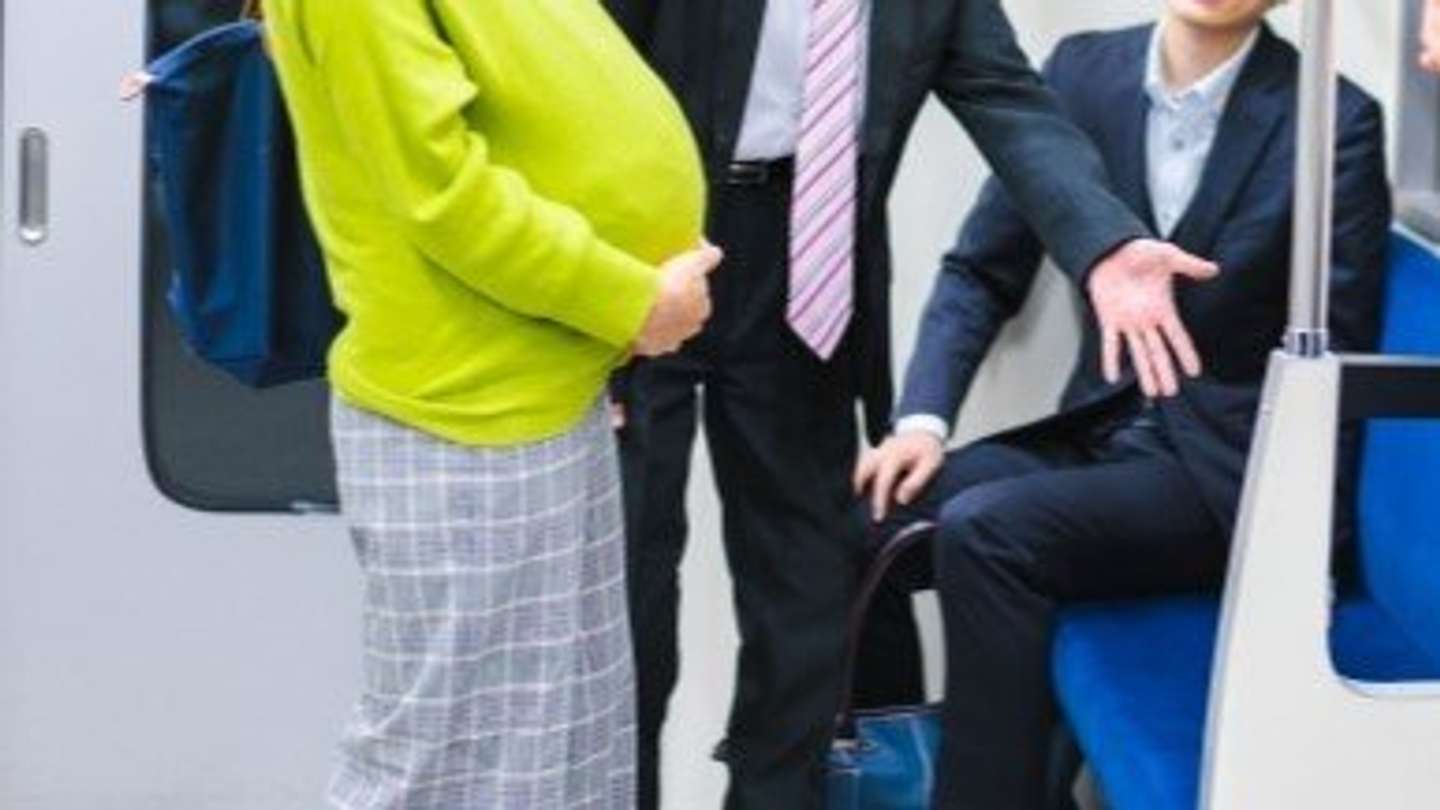 男性の行動の理由（画像はphotoAC）