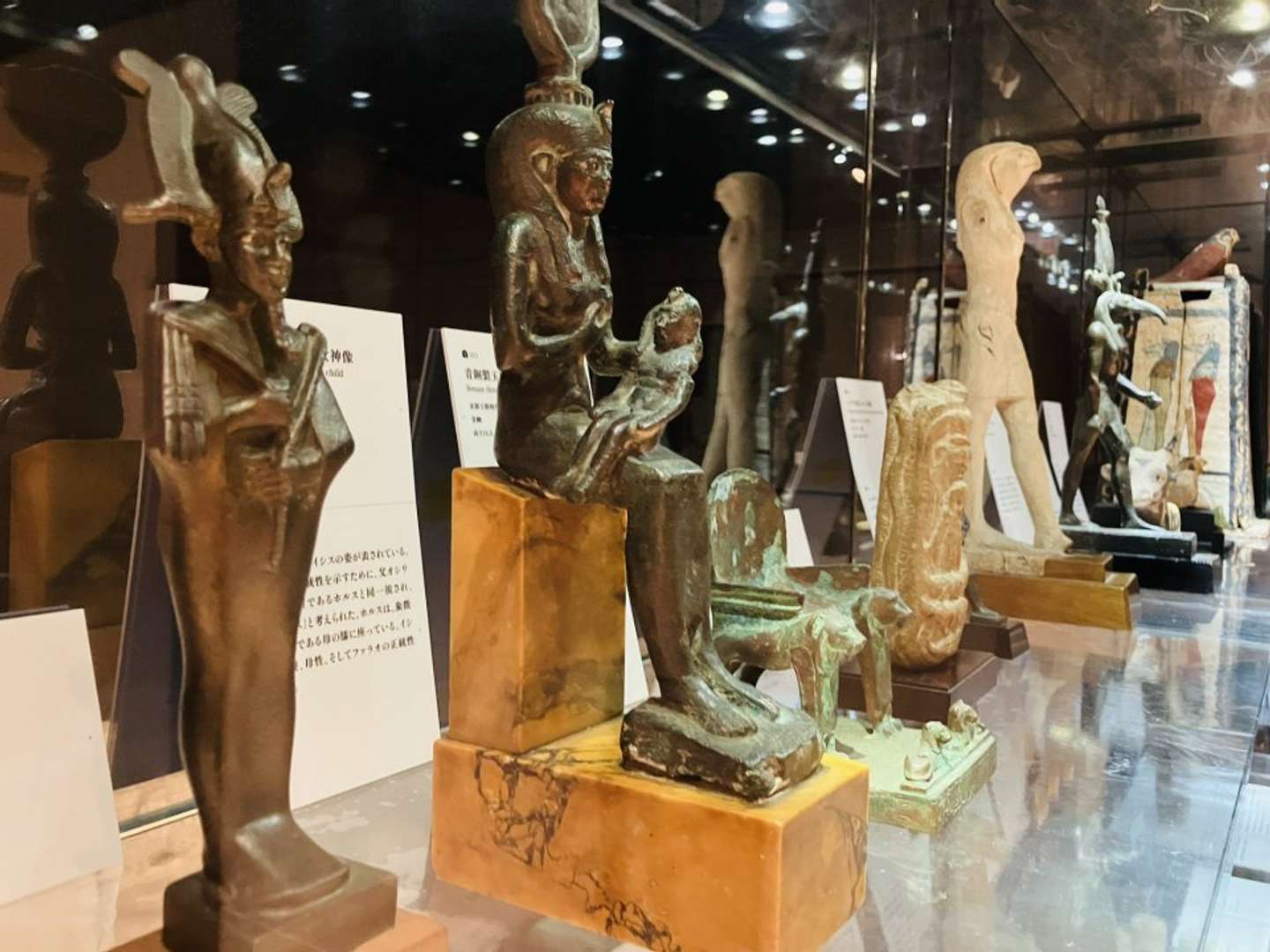 古代エジプト美術館の展示物（画像はいつき＠eki_itsukiさんの投稿より）