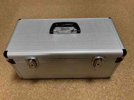 席がない時には（画像はphotoAC）