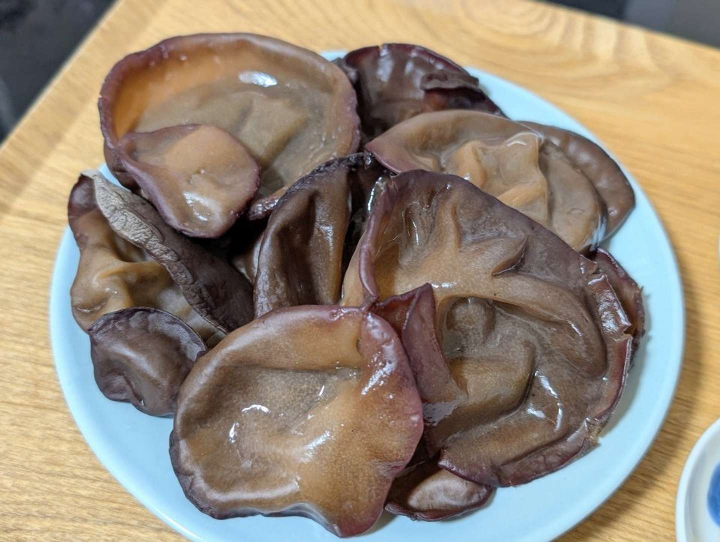 生きくらげ（画像はまつじ＠matsujun5213さんの投稿より）