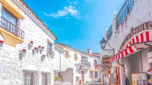 「どこやねん思ったら...」「三重に見えん」　異国情緒漂いまくりの「志摩地中海村」に5.8万人興味津々